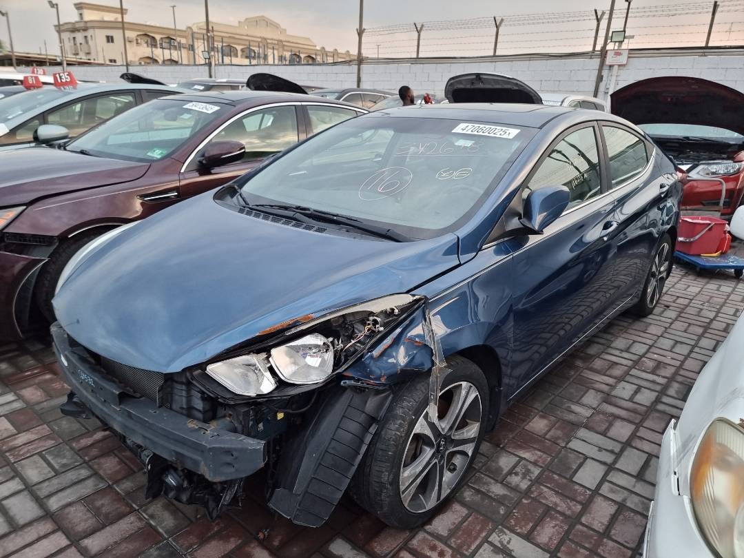 2015 HYUNDAI ELANTRA — 116238 Miles — Lot 342698 — Ind. 12 - Marhaba Auctions Used Cars - Image 4