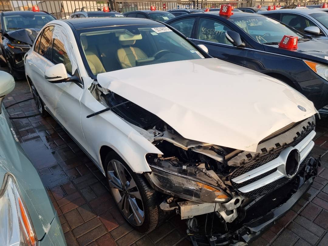 MERCEDES BENZ C300 2018 - Marhaba Auction Used Cars - Image 4