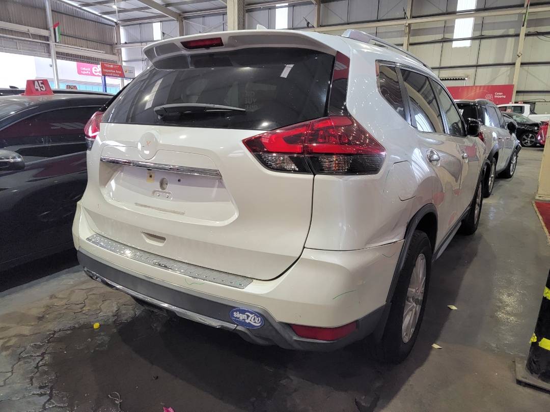 2018 NISSAN ROGUE — 154480 Miles — Lot P595519 — Main - Marhaba Auctions Used Cars - Image 3