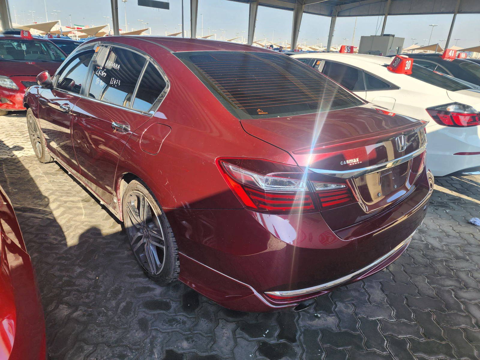 2017 HONDA ACCORD — 148837 Miles — Lot 73377303 - Marhaba Auctions Used Cars - Image 4