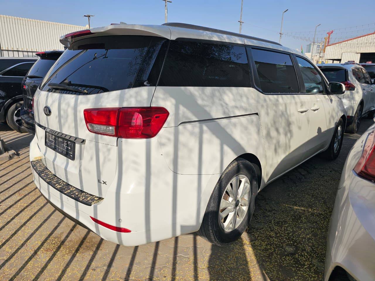 2016 KIA SEDONA — 202359 Miles — Lot 10G6087290 — Main - Marhaba Auctions Used Cars - Image 6