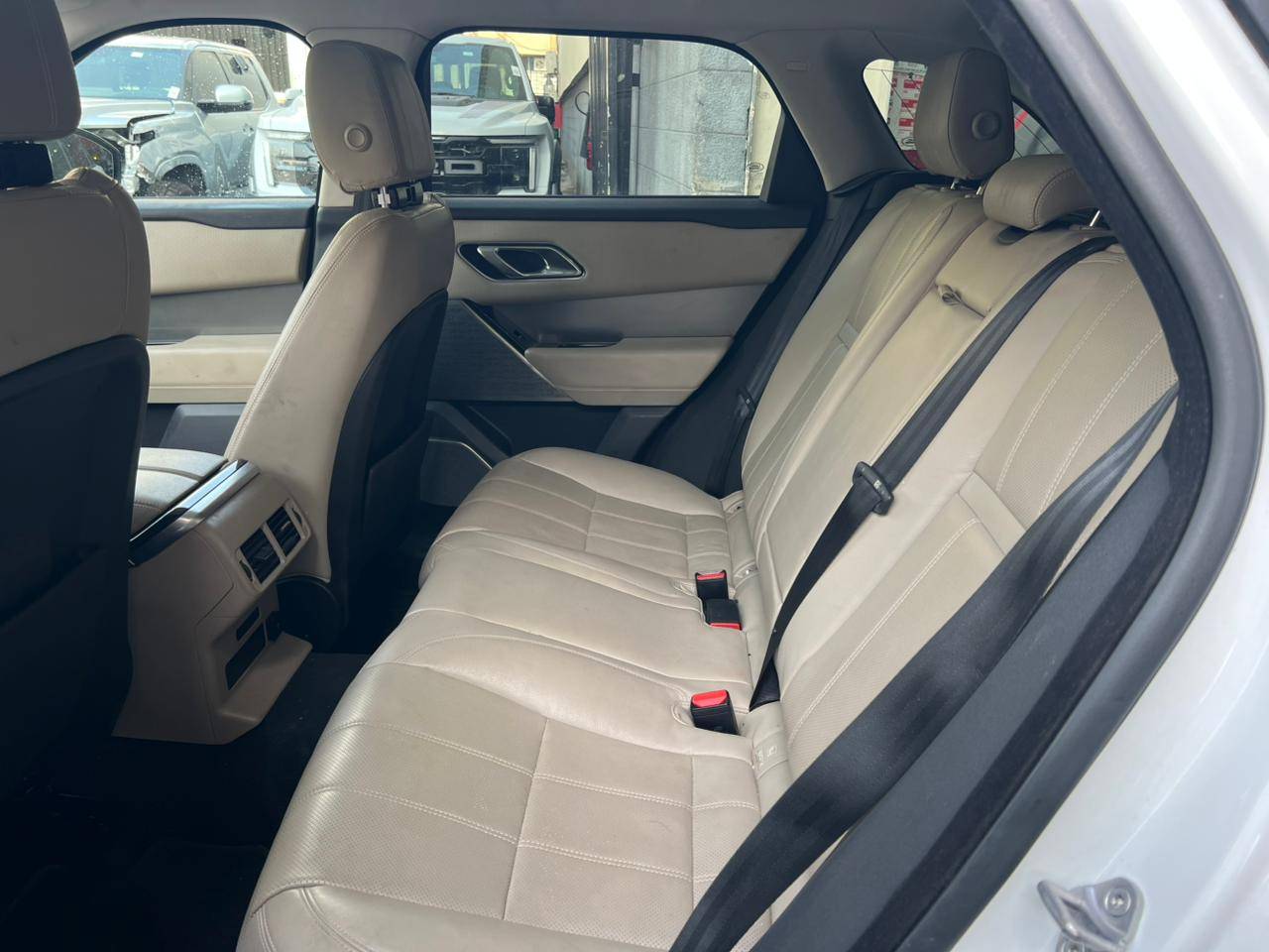 LAND ROVER RANGE ROVER VELAR 2018 - Marhaba Auction Used Cars - Image 8