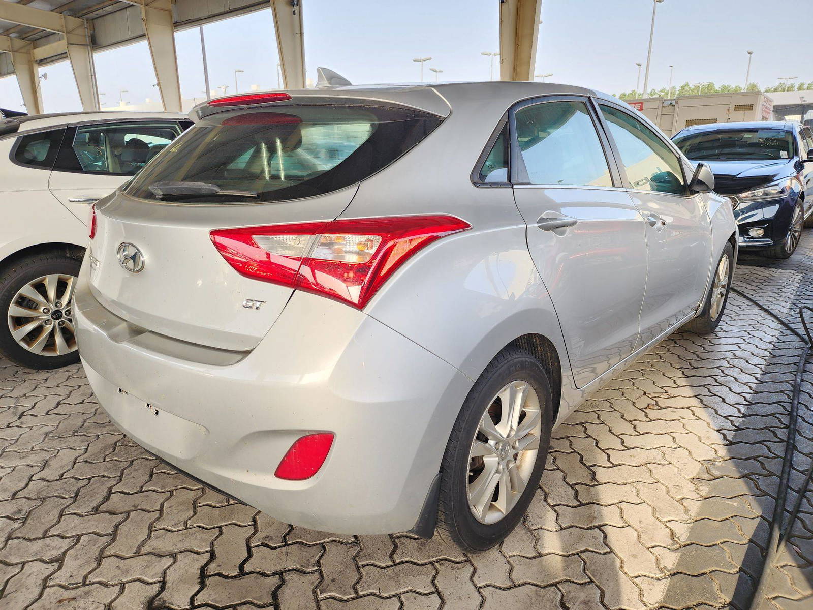 2013 HYUNDAI ELANTRA GT — 155401 Miles — Lot 1238400 — Souq - Marhaba Auctions Used Cars - Image 3