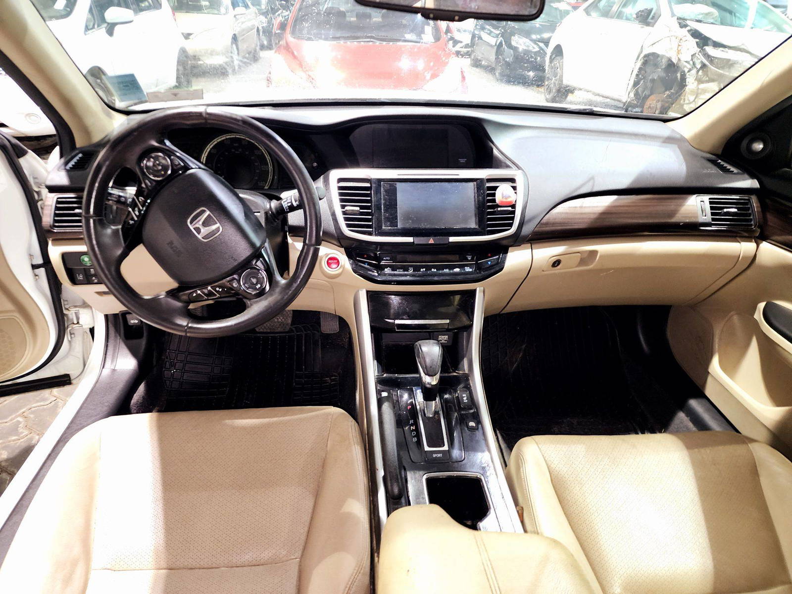 2017 HONDA ACCORD — 228864 Miles — Lot 71102534 — Souq - Marhaba Auctions Used Cars - Image 7