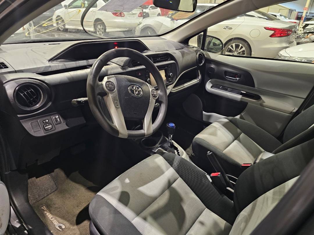 2014 TOYOTA PRIUS C — 125564 Miles — Lot 9E1078350 — Souq - Marhaba Auctions Used Cars - Image 6