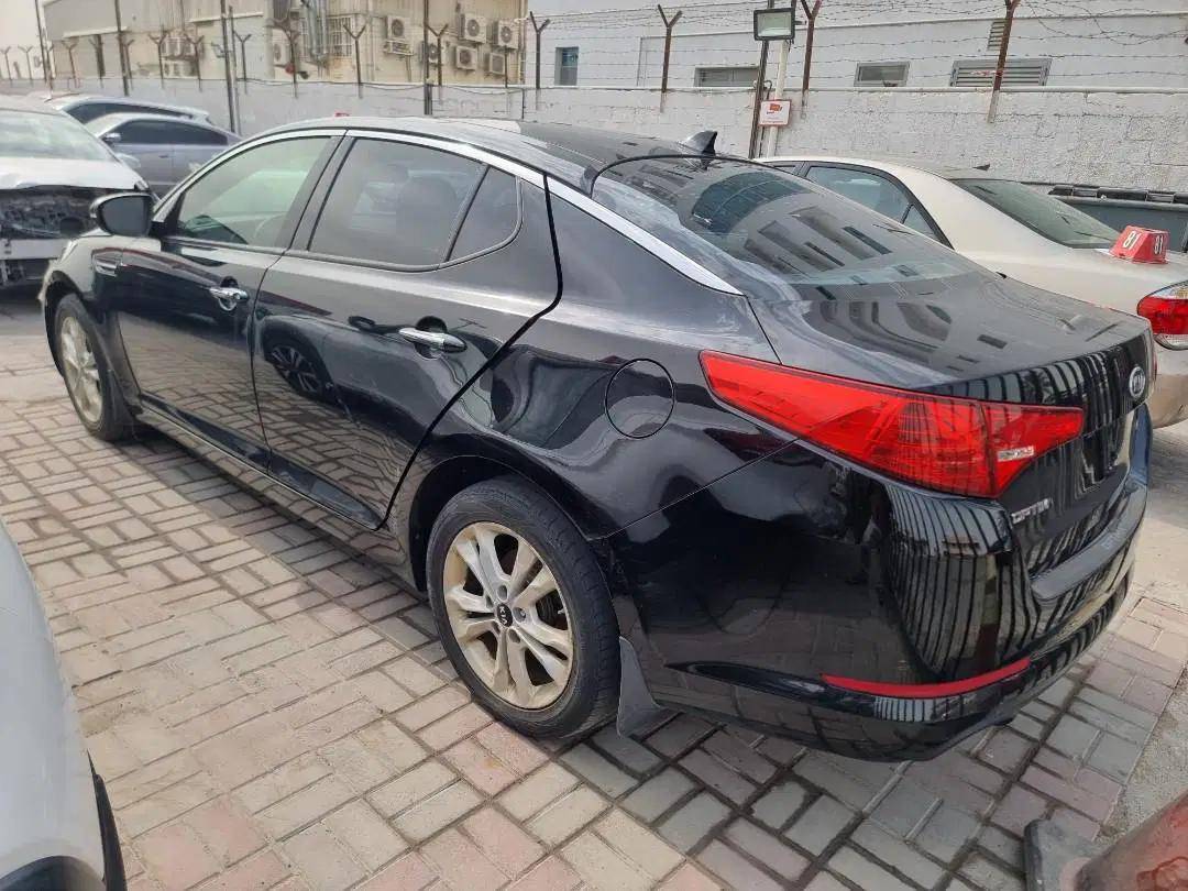 2011 KIA OPTIMA — 210354 Miles — Lot 15108 — Ind. 12 - Marhaba Auctions Used Cars - Image 4