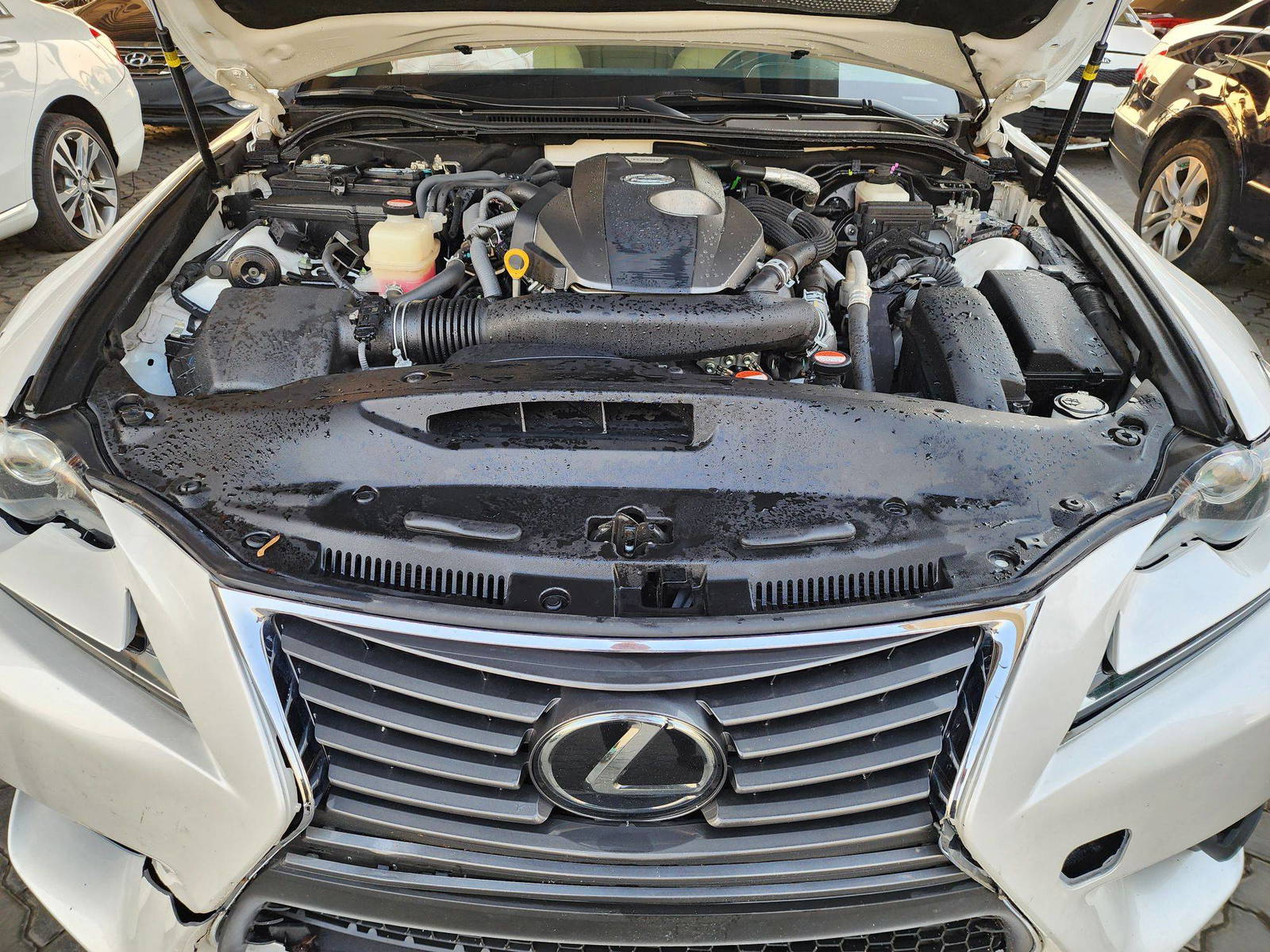 2016 LEXUS IS 200T — 91640 Miles — Lot G5026087 — Souq - Marhaba Auctions Used Cars - Image 12