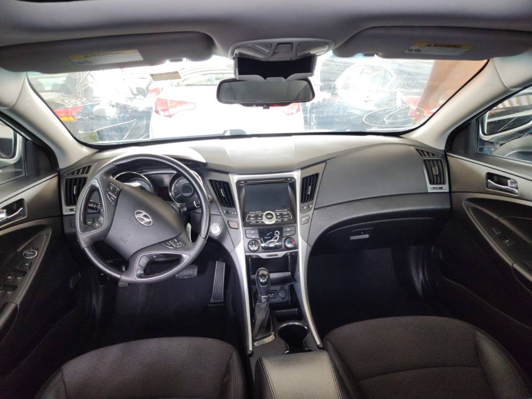 2012 HYUNDAI SONATA — 198790 Miles — Lot 47692054 — Souq - Marhaba Auctions Used Cars - Image 8
