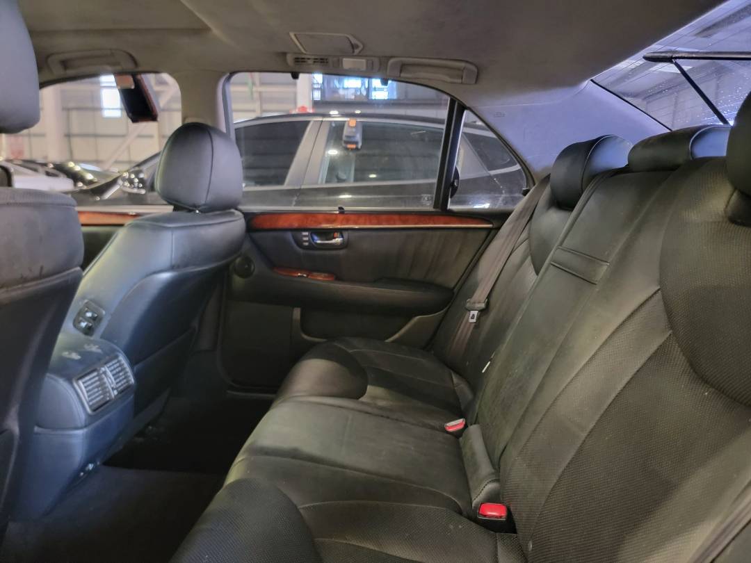 2005 LEXUS LS 430 — 166576 Miles — Lot F955022272 — Main - Marhaba Auctions Used Cars - Image 7