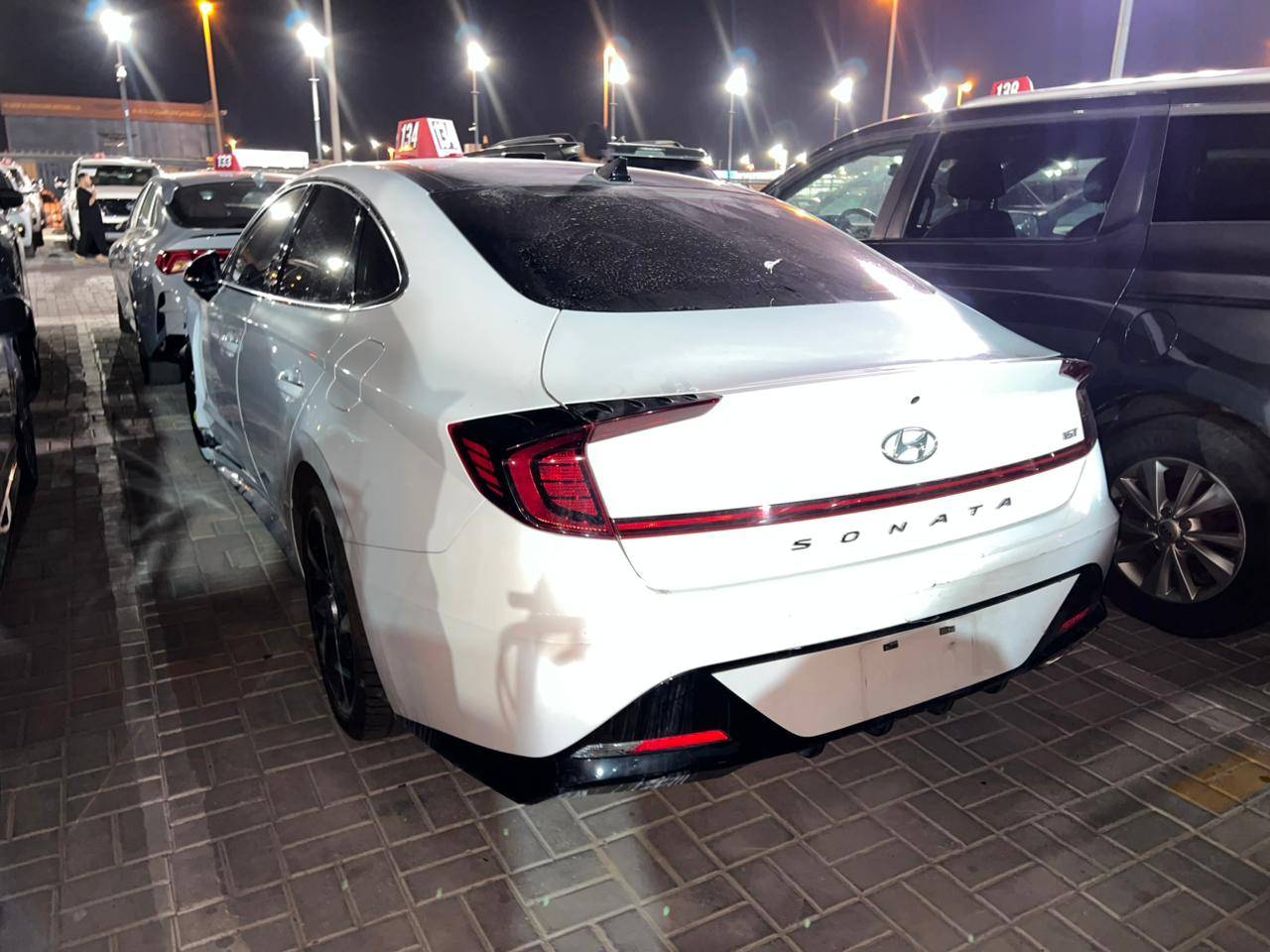 2023 HYUNDAI SONATA — 44375 Miles — Lot 95091225 — Al Sajaa - Marhaba Auctions Used Cars - Image 4