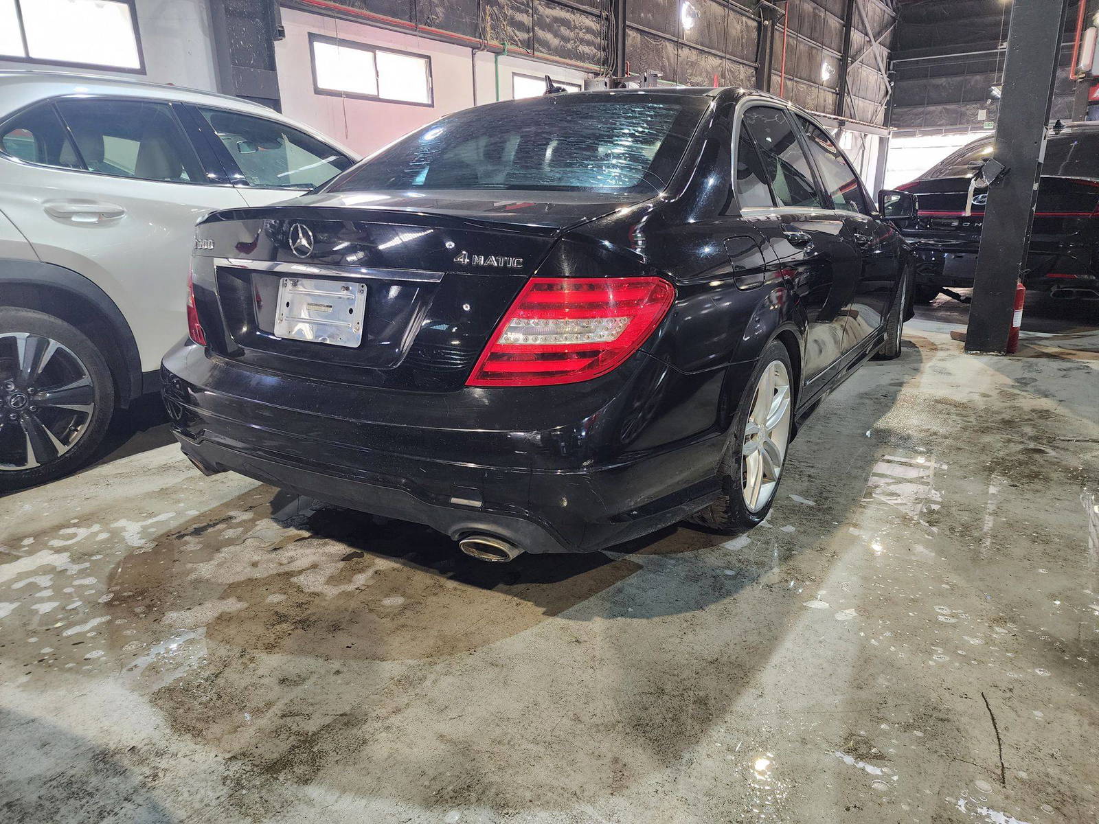 MERCEDES BENZ C300 2012 - Marhaba Auction Used Cars - Image 5