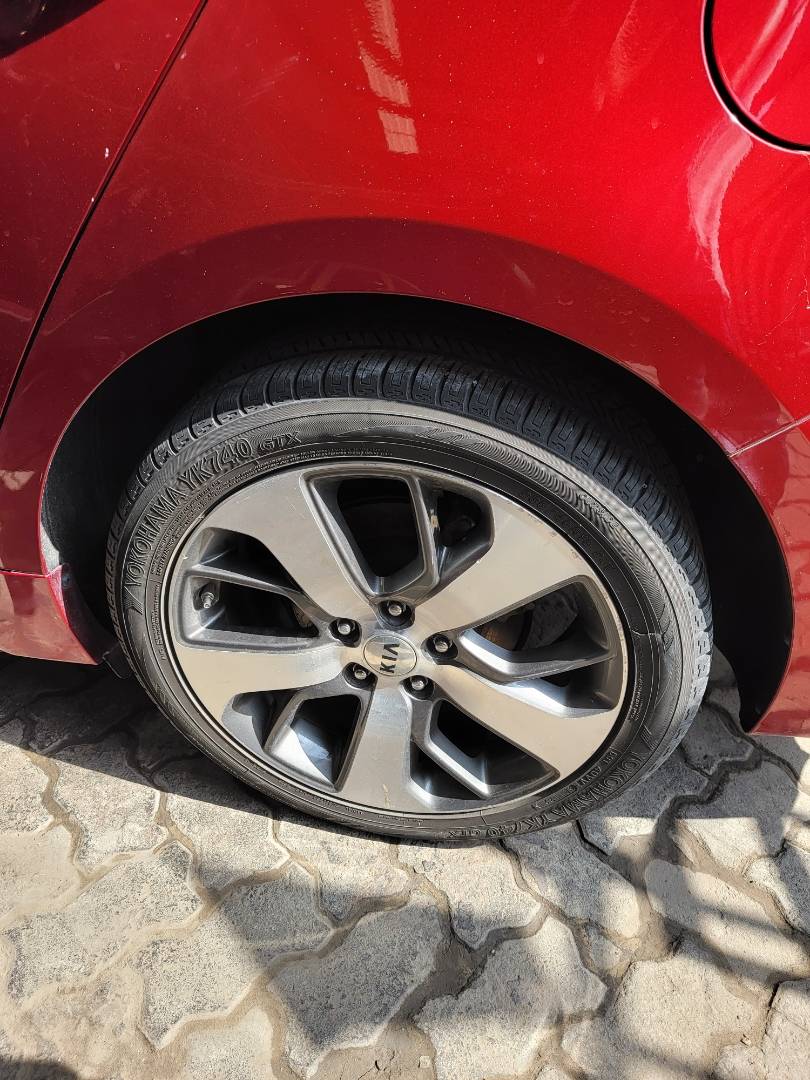 2019 KIA OPTIMA — 179700 Miles — Lot KG287142 — Main - Marhaba Auctions Used Cars - Image 9