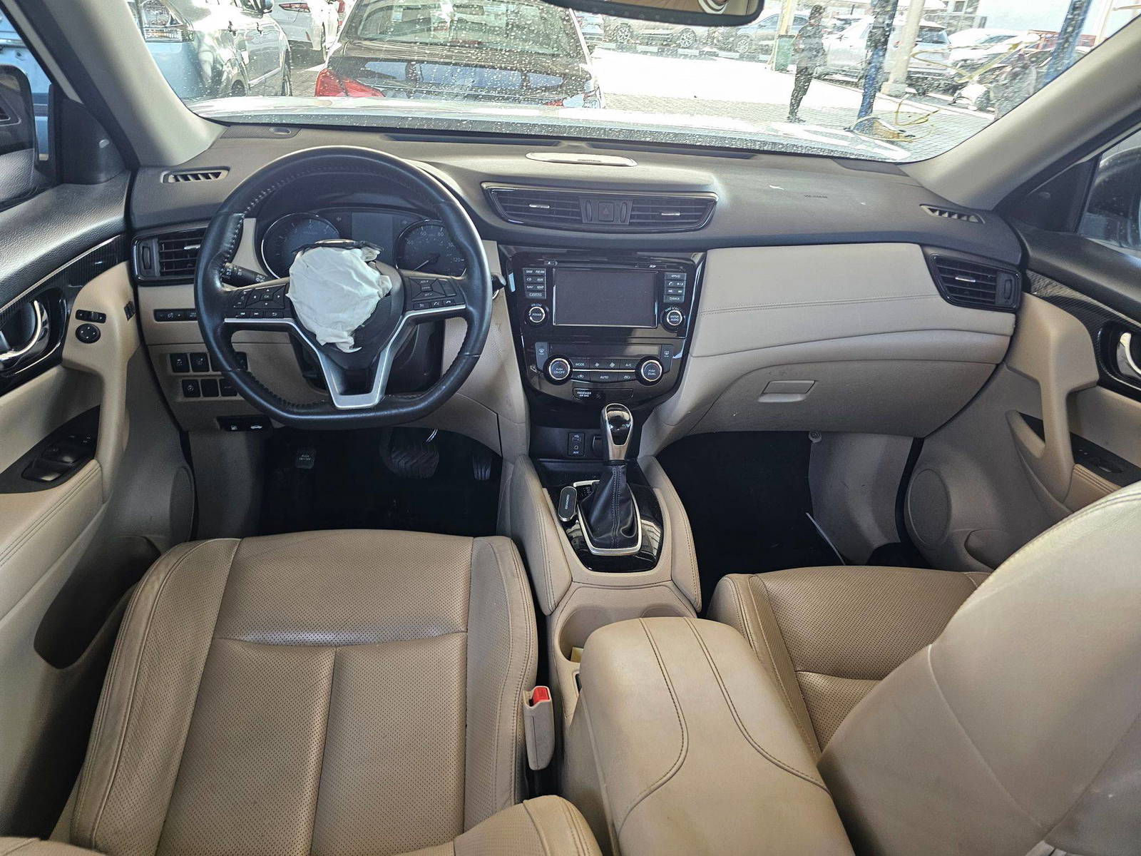 2017 NISSAN ROGUE — 144790 Miles — Lot HW148136 — Souq - Marhaba Auctions Used Cars - Image 7
