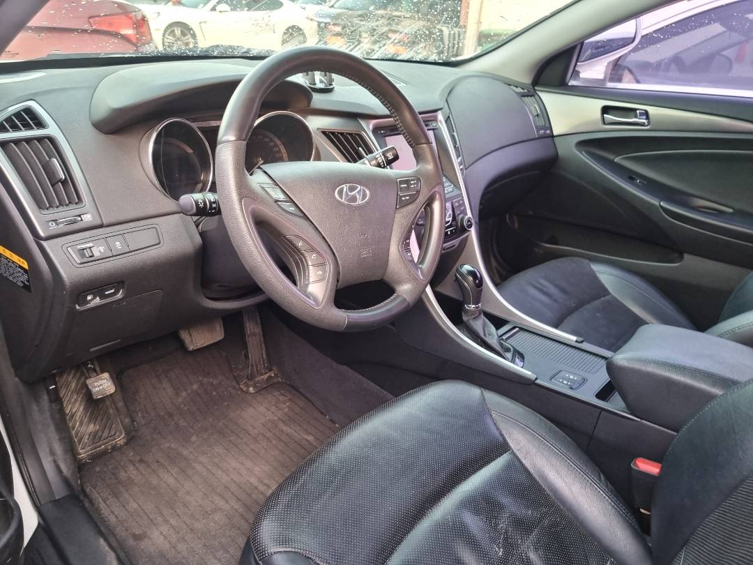2012 HYUNDAI SONATA — 250243 KM — Lot 2104587 — Main - Marhaba Auctions Used Cars - Image 6