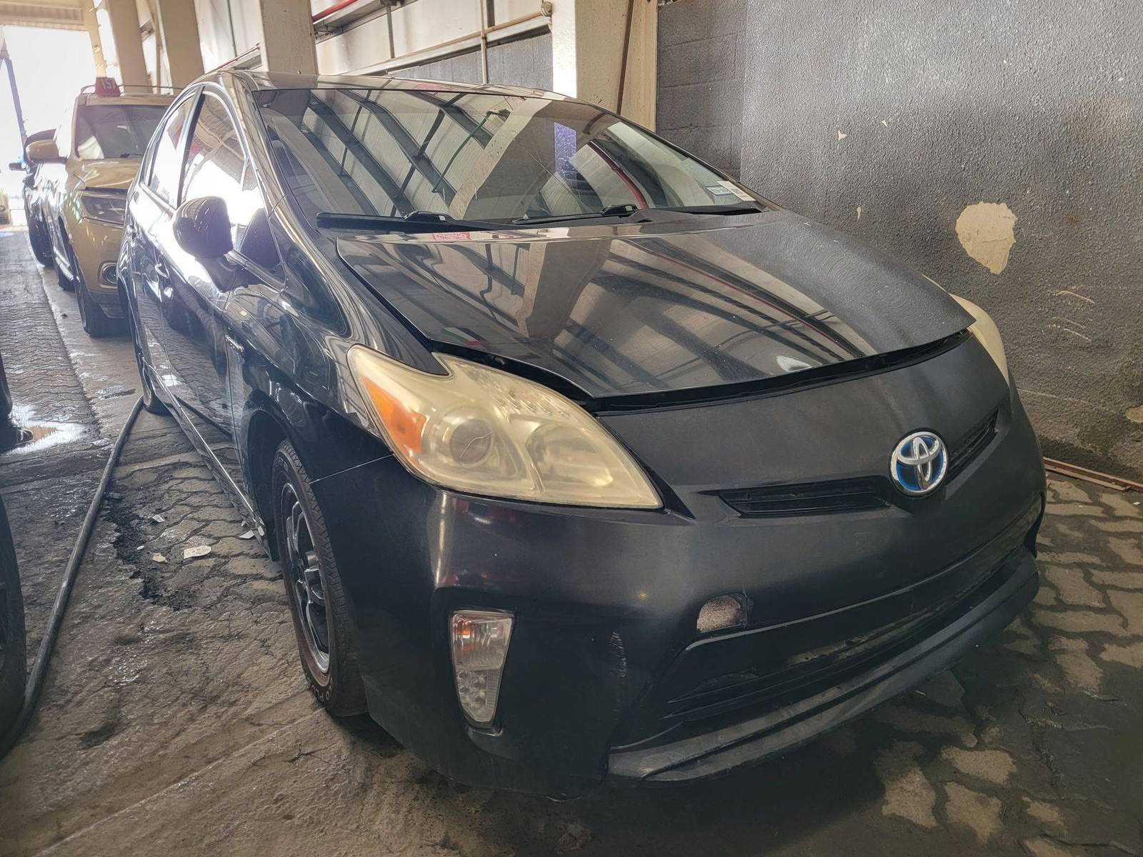 2012 TOYOTA PRIUS — 337893 Miles — Lot C5475506 — Main - Marhaba Auctions Used Cars - Image 4