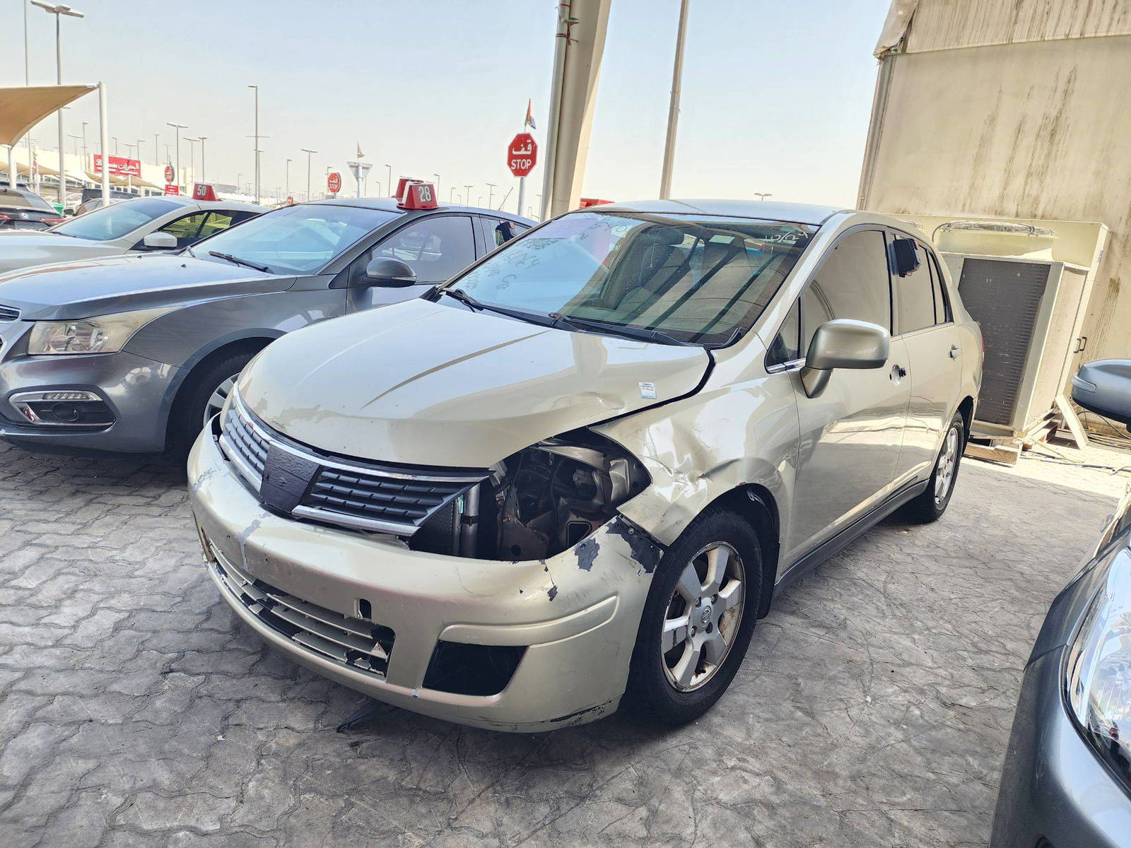 2007 NISSAN VERSA — 211450 KM — Lot 7L416064 — Souq - Marhaba Auctions Used Cars - Image 4
