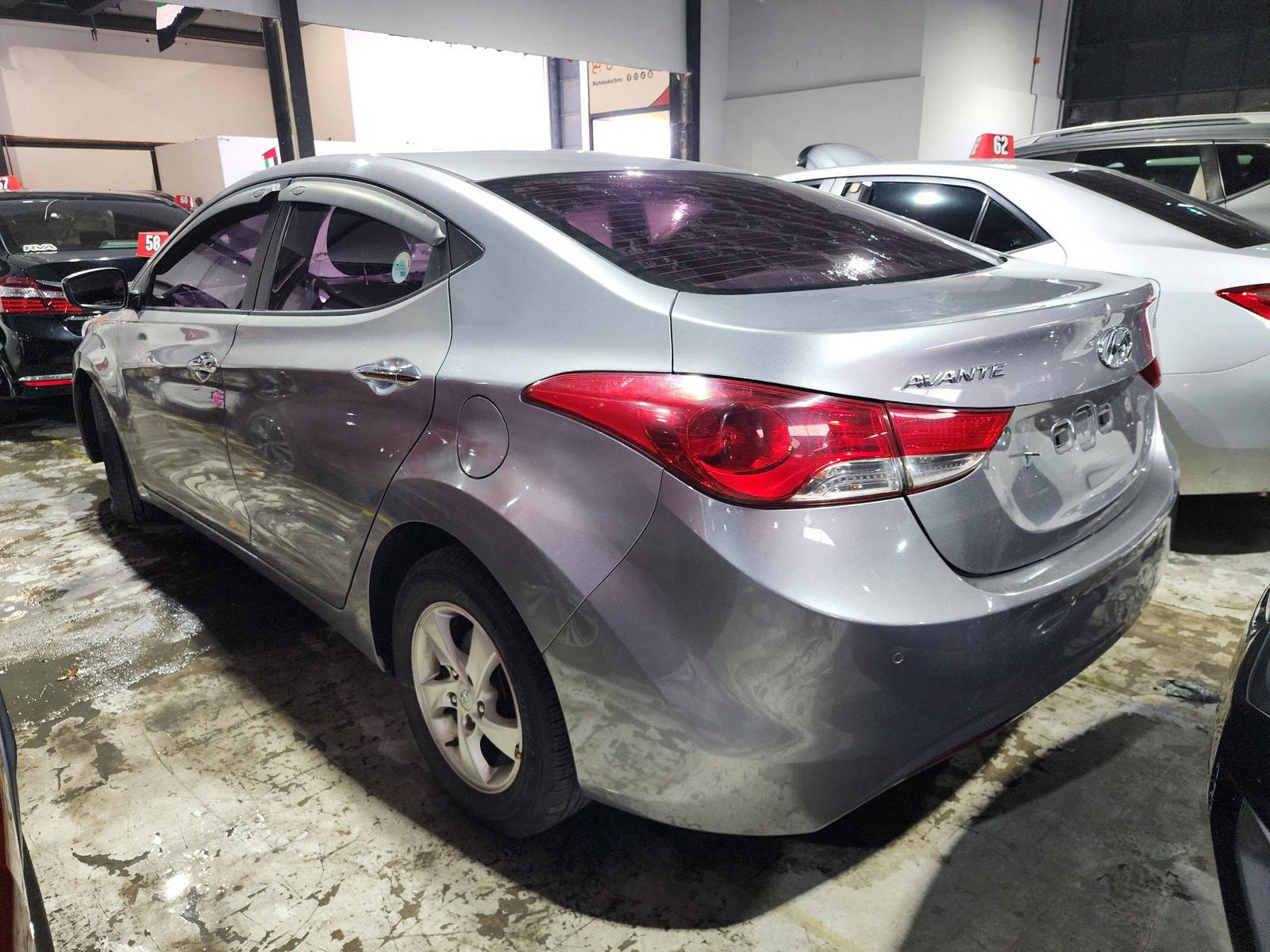 2012 HYUNDAI AVANTE — 105769 KM — Lot 562106 — Al Quoz - Marhaba Auctions Used Cars - Image 5
