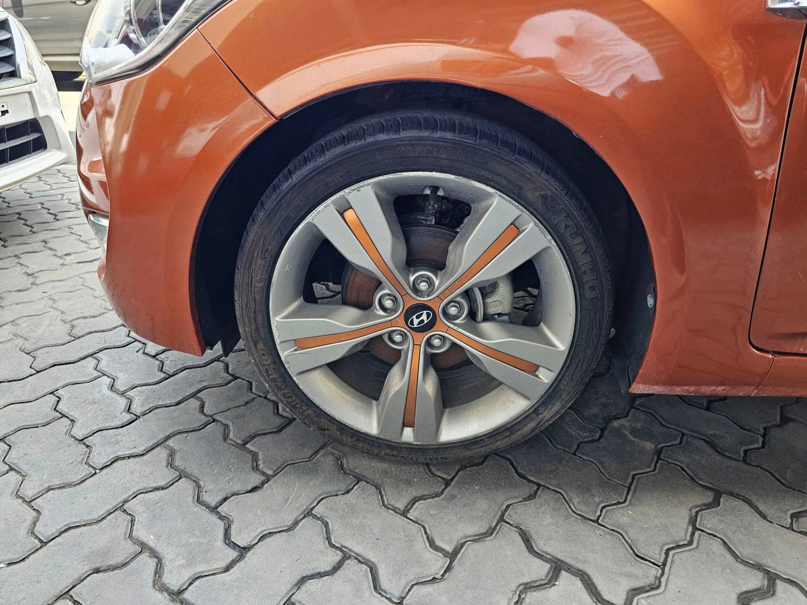 2012 HYUNDAI VELOSTER — 100331 KM — Lot GCU028052 — Main - Marhaba Auctions Used Cars - Image 11