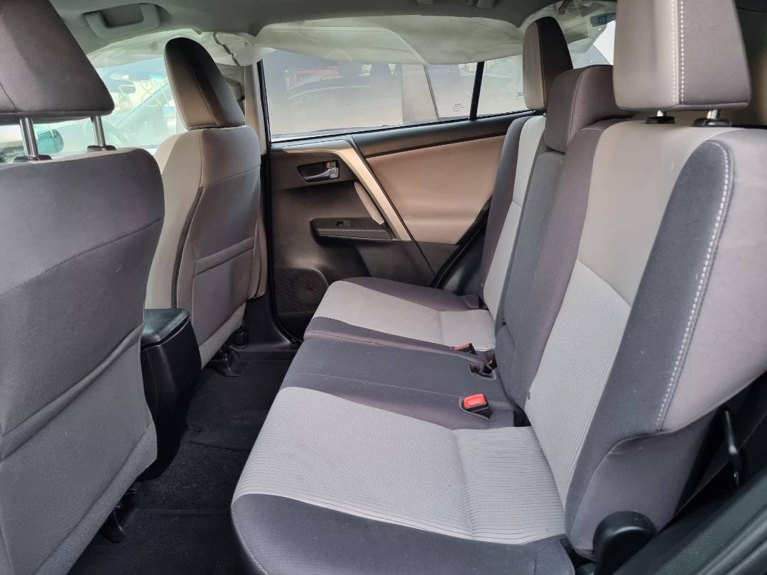 2015 TOYOTA RAV4 — 183600 Miles — Lot 125478 — Ind. 12 - Marhaba Auctions Used Cars - Image 6