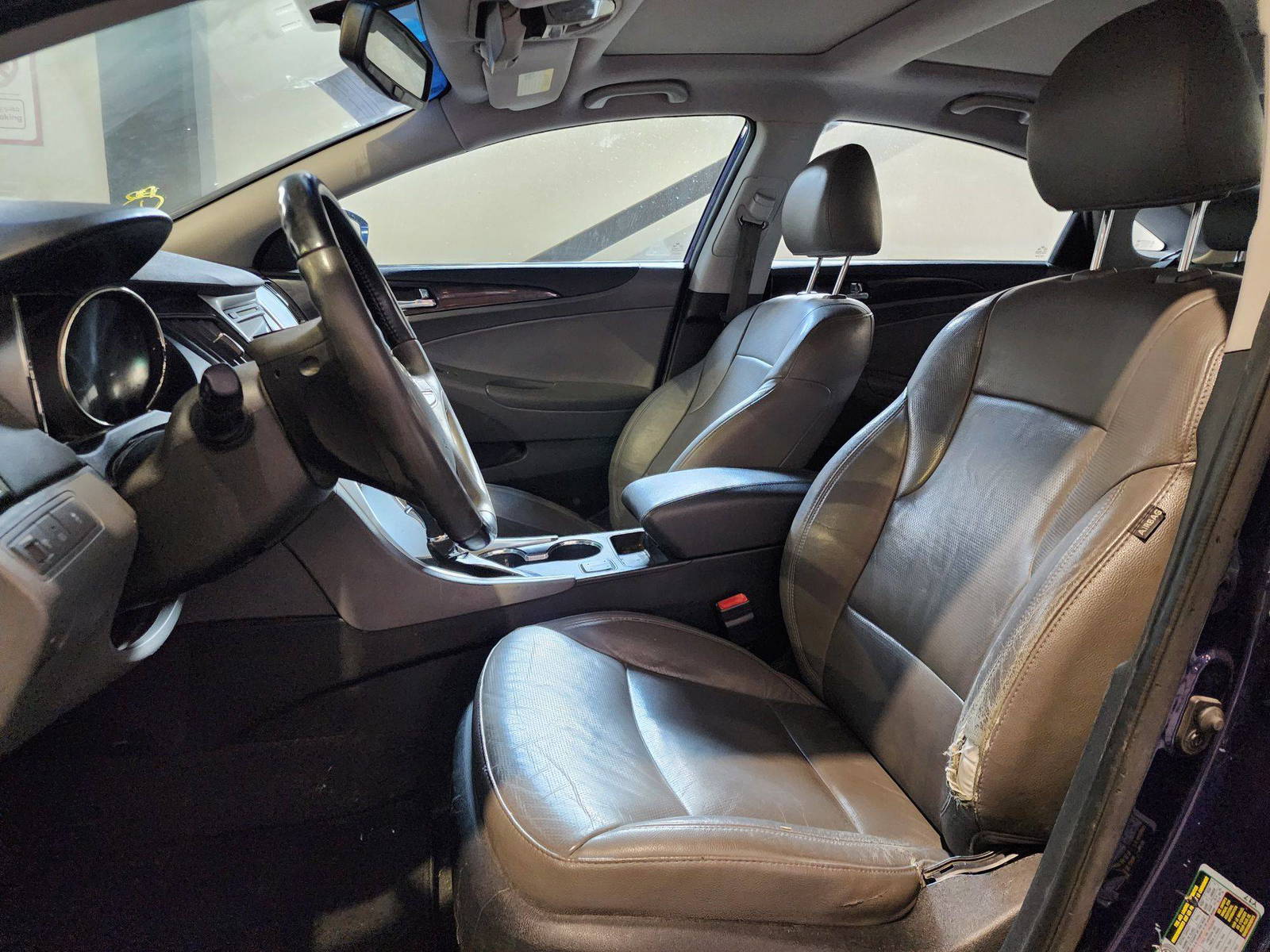 2013 HYUNDAI SONATA — 139340 Miles — Lot 77219274 — Al Quoz - Marhaba Auctions Used Cars - Image 9