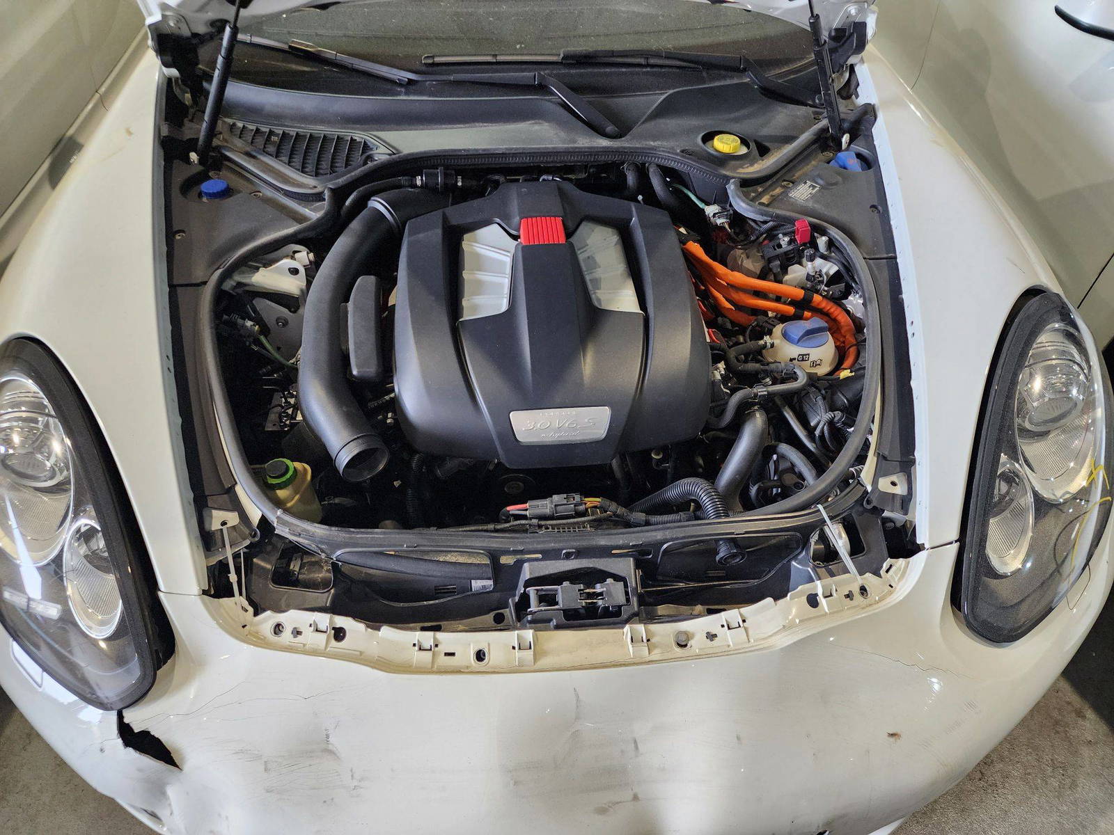 2014 PORSCHE PANAMERA S — 109891 Miles — Lot 72330484 — Souq - Marhaba Auctions Used Cars - Image 14