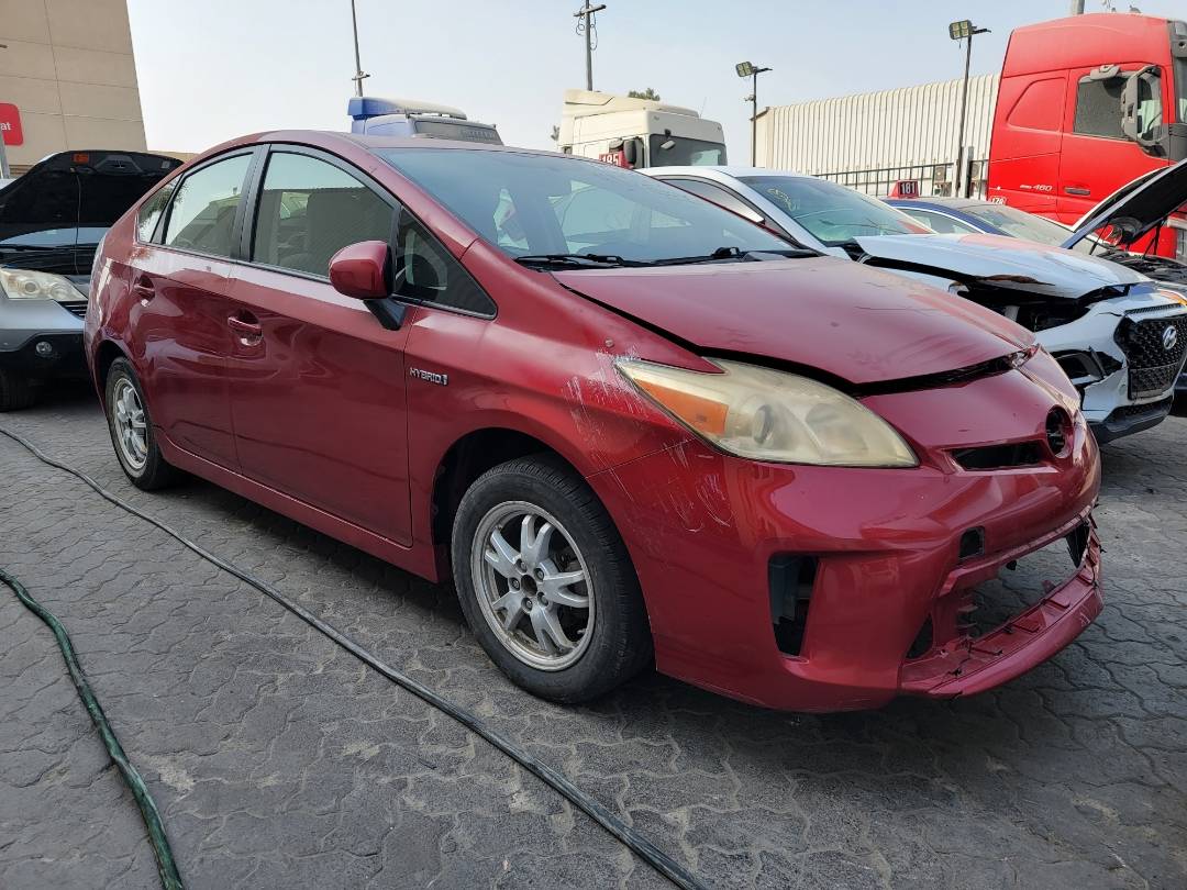 2015 TOYOTA PRIUS — 234906 Miles — Lot 0F0410251 — Main - Marhaba Auctions Used Cars - Image 4