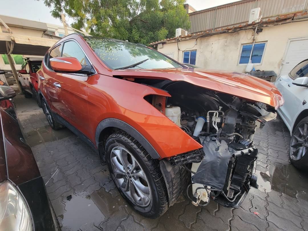 2014 HYUNDAI SANTA FE — 132451 KM — Lot 12244931 — Main - Marhaba Auctions Used Cars - Image 5