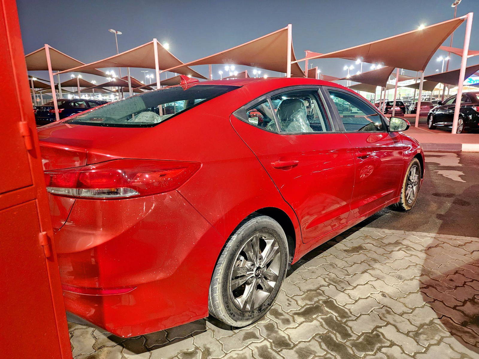 2018 HYUNDAI ELANTRA — 111628 Miles — Lot 240372 — Souq - Marhaba Auctions Used Cars - Image 3