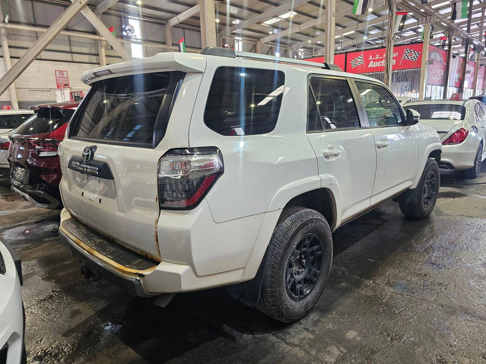 2014 TOYOTA 4RUNNER — 344625 Miles — Lot 188674 — Main - Marhaba Auctions Used Cars - Image 5