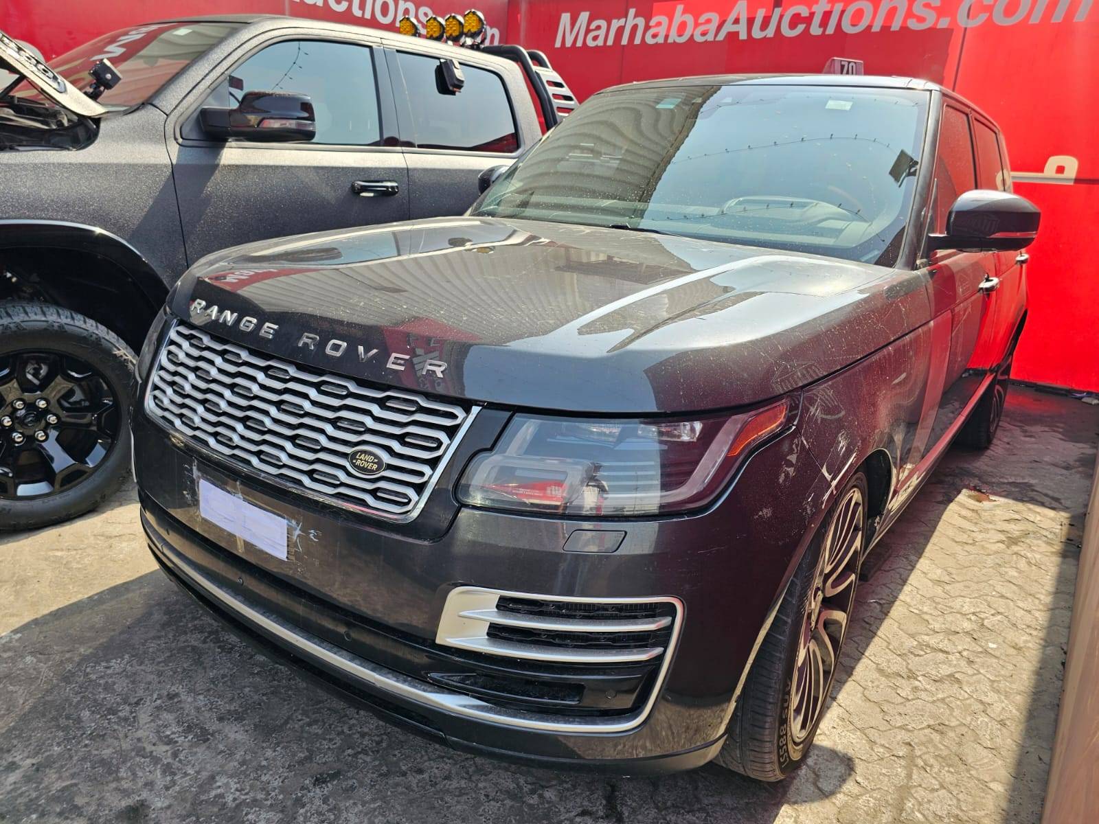 2019 LAND ROVER RANGE ROVER — 92627 KM — Lot 12196954 — Main - Marhaba Auctions Used Cars - Image 3