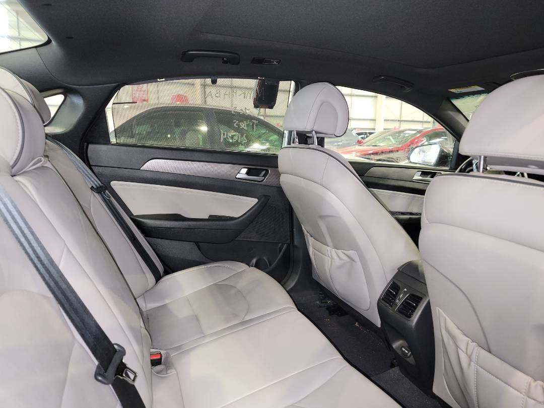 2015 HYUNDAI SONATA — 156622 Miles — Lot 38374172 - Marhaba Auctions Used Cars - Image 4