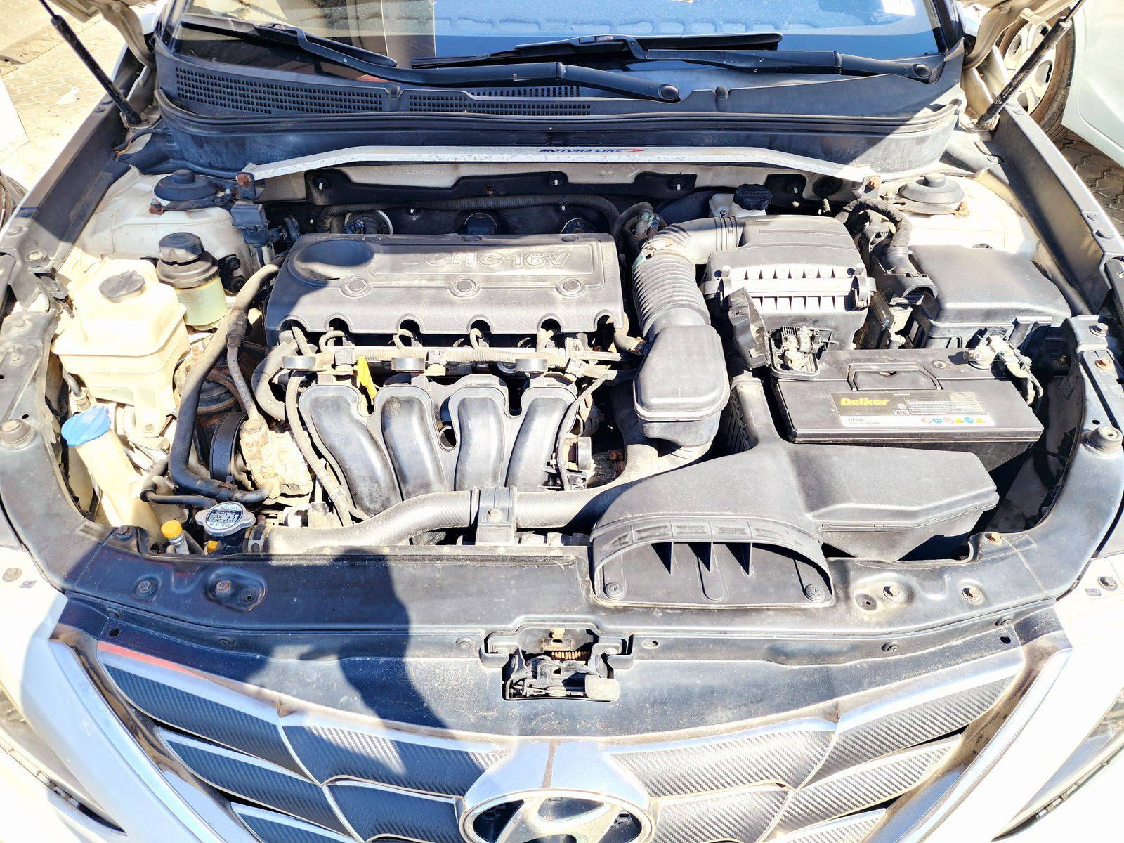2010 HYUNDAI SONATA — 111806 KM — Lot 052945 — Souq - Marhaba Auctions Used Cars - Image 11