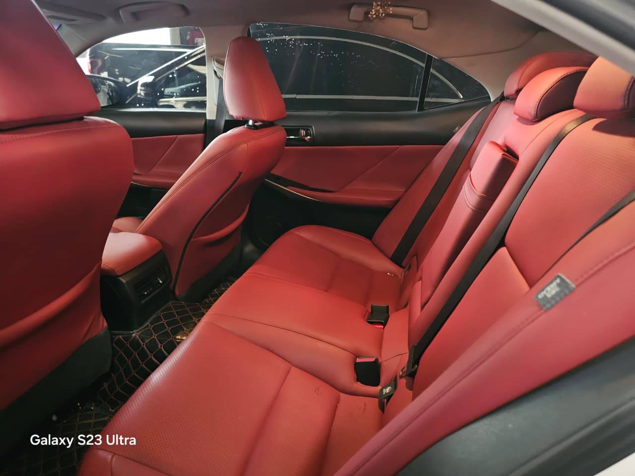 LEXUS IS 300 2016 - Marhaba Auction Used Cars - Image 10