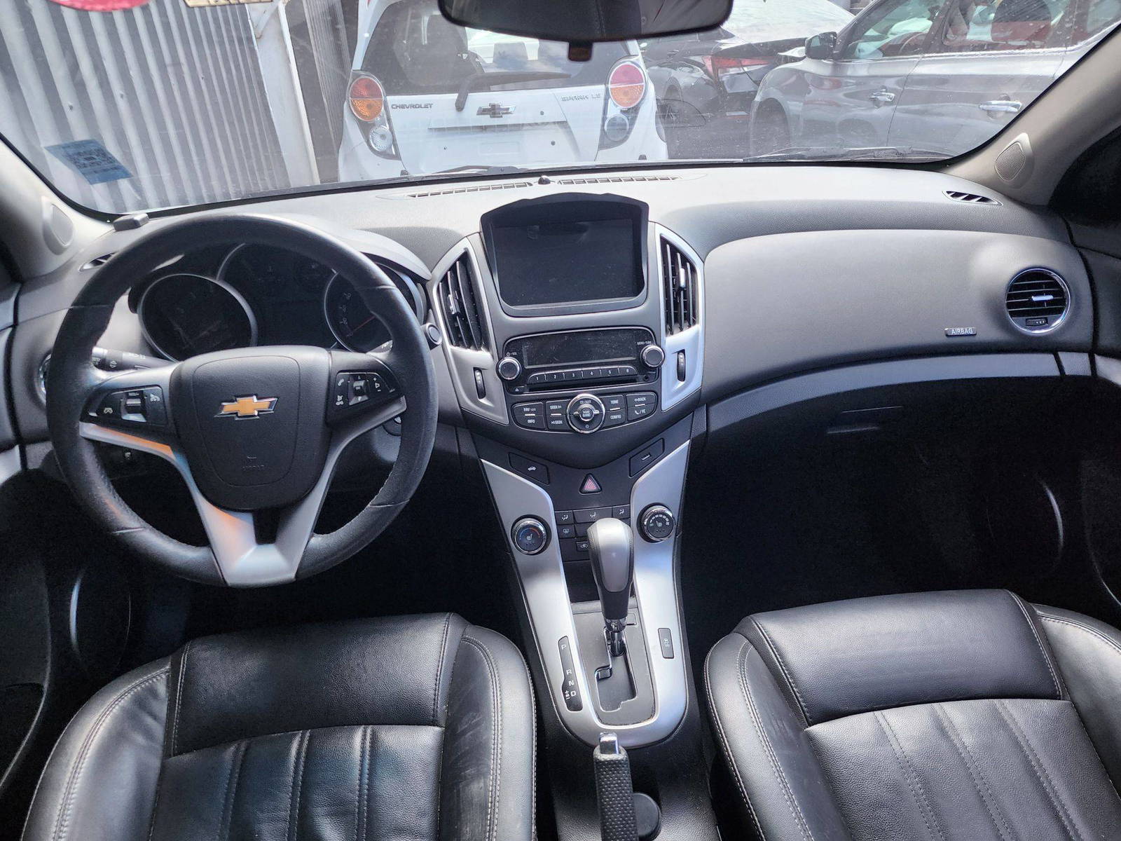 2016 CHEVROLET CRUIZE — 124427 KM — Lot 353461 — Al Quoz - Marhaba Auctions Used Cars - Image 8