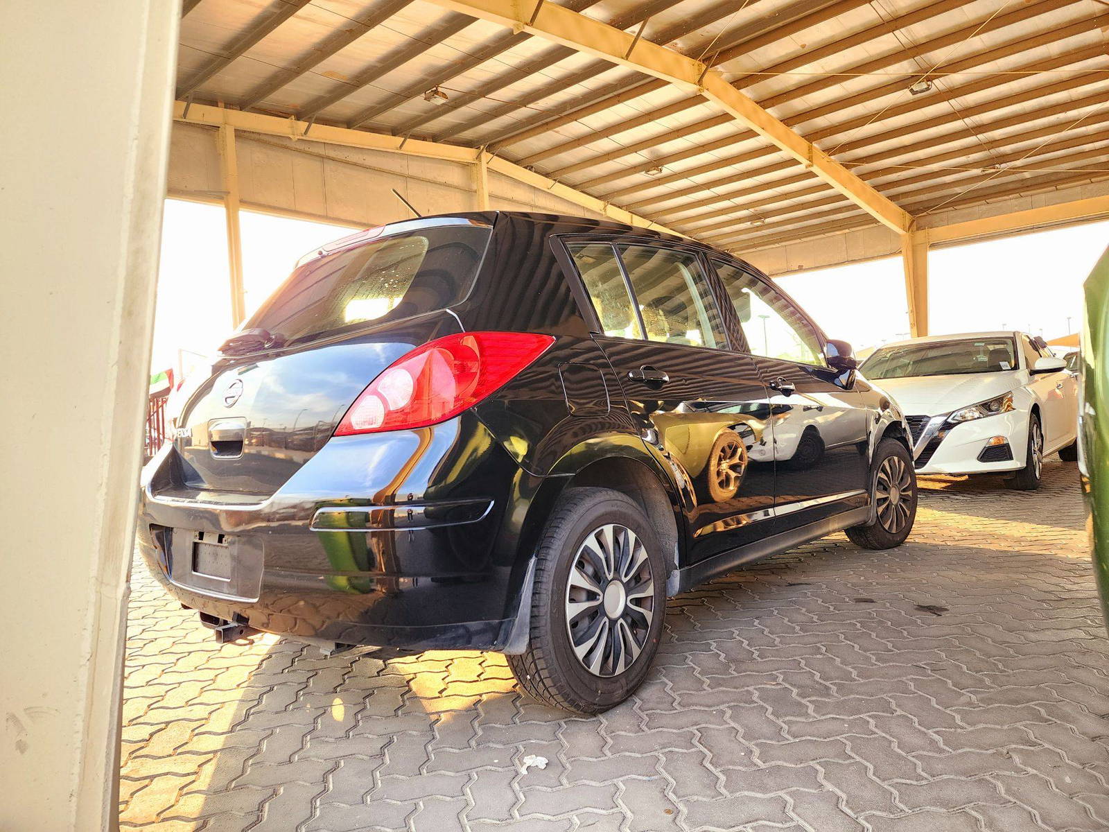 2010 NISSAN VERSA — 306923 Miles — Lot 71397114 — Souq - Marhaba Auctions Used Cars - Image 3