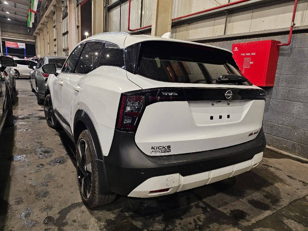 NISSAN KICKS