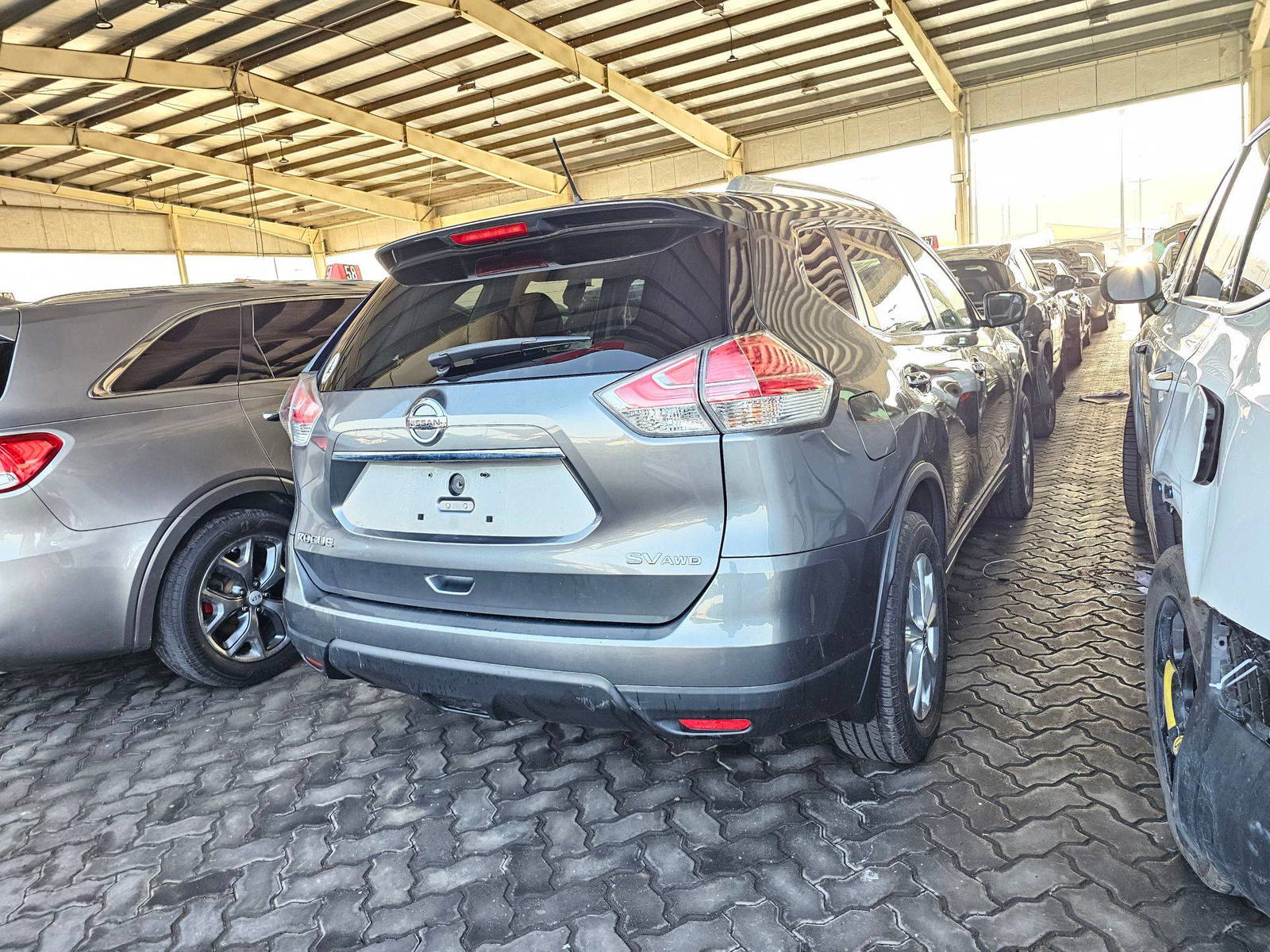 2015 NISSAN ROGUE — 191566 Miles — Lot MV6FP531765 — Souq - Marhaba Auctions Used Cars - Image 3