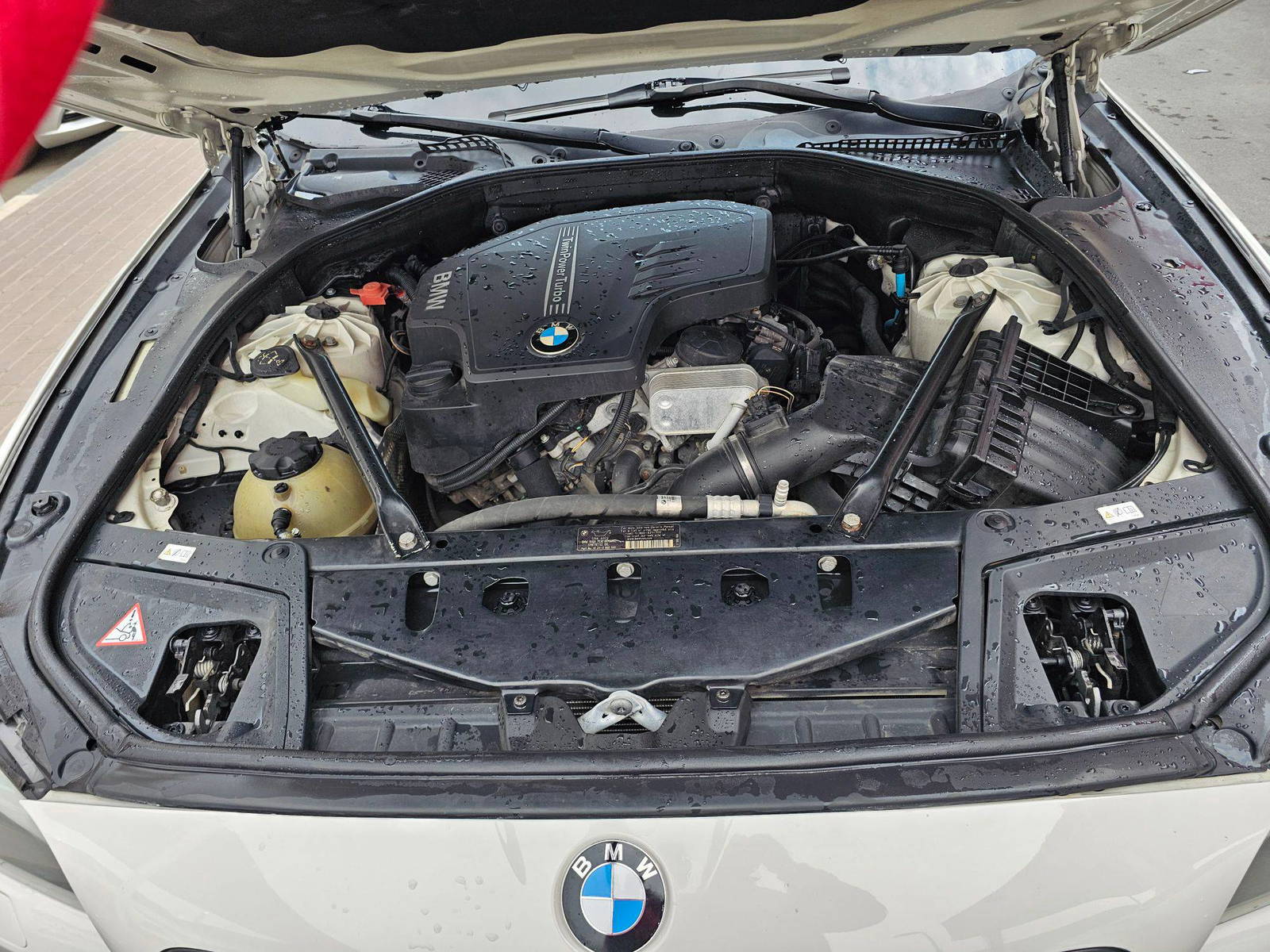 2012 BMW 528i — 246205 KM — Lot CDY29692 — Ind. 12 - Marhaba Auctions Used Cars - Image 12