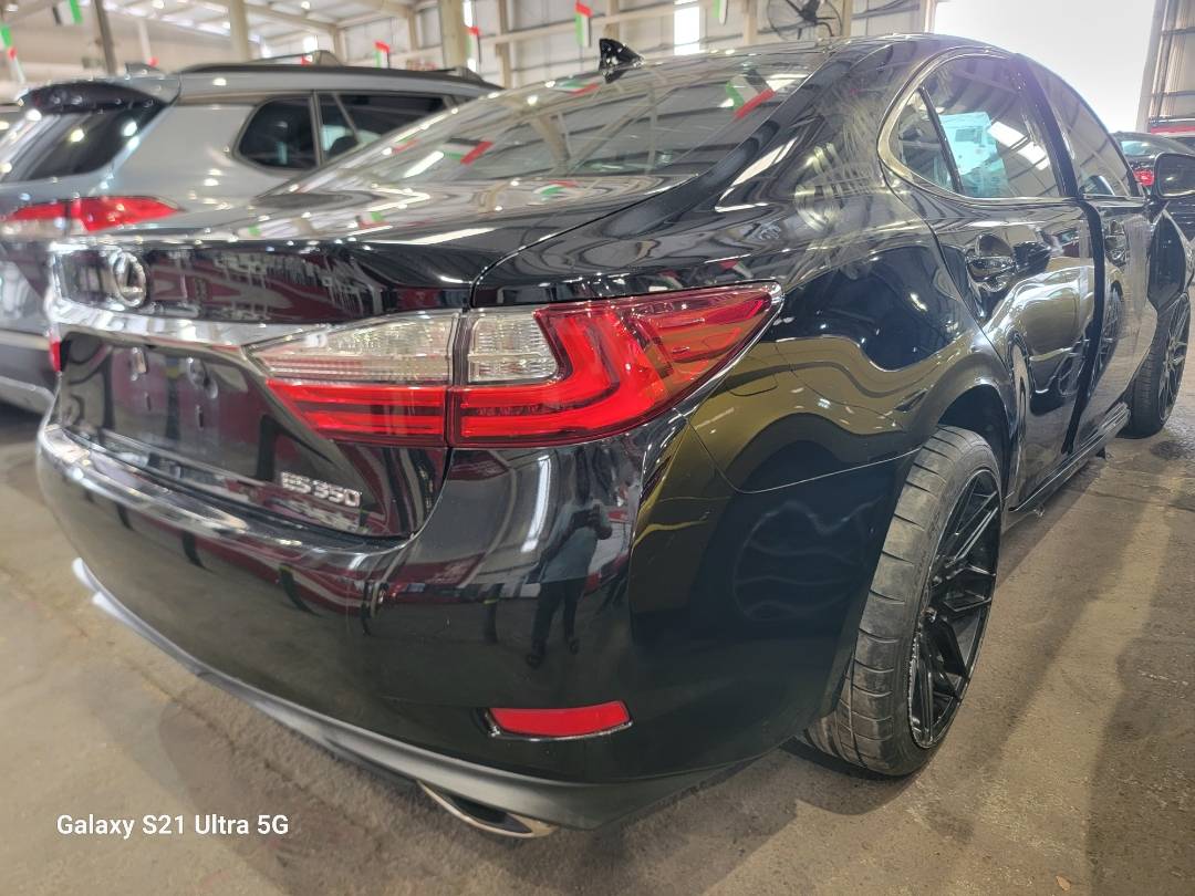 2018 LEXUS ES 350 — 128177 Miles — Lot JU094688 — Main - Marhaba Auctions Used Cars - Image 5