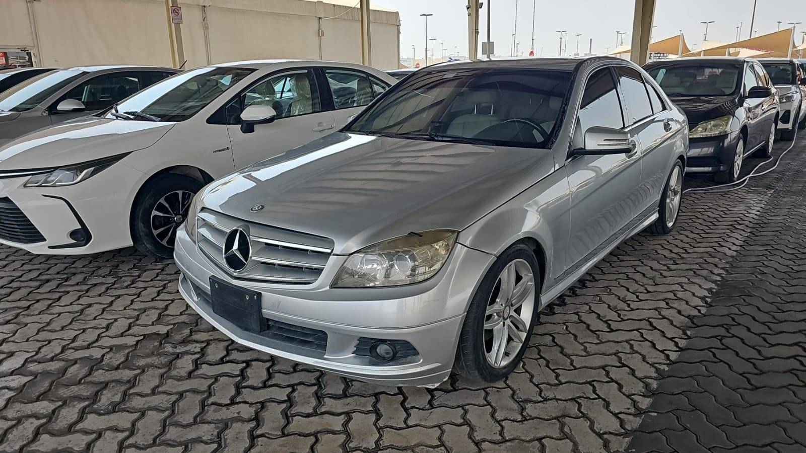 2011 MERCEDES BENZ C300 — 180542 KM — Lot BR161574 — Souq - Marhaba Auctions Used Cars - Image 4