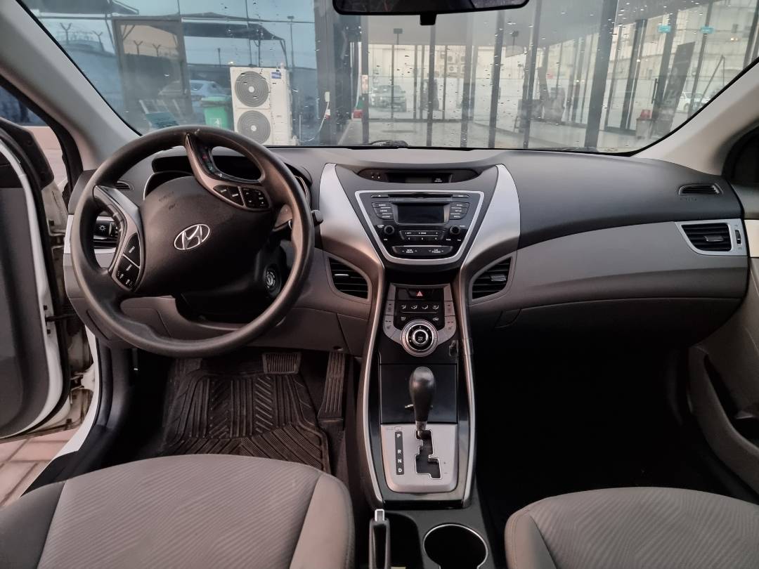 2013 HYUNDAI ELANTRA — 128469 KM — Lot 125487 — Ind. 12 - Marhaba Auctions Used Cars - Image 8