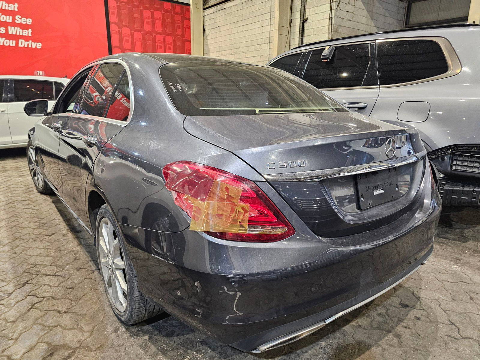 2015 MERCEDES BENZ C300 — 134613 Miles — Lot U075835 — Main - Marhaba Auctions Used Cars - Image 5