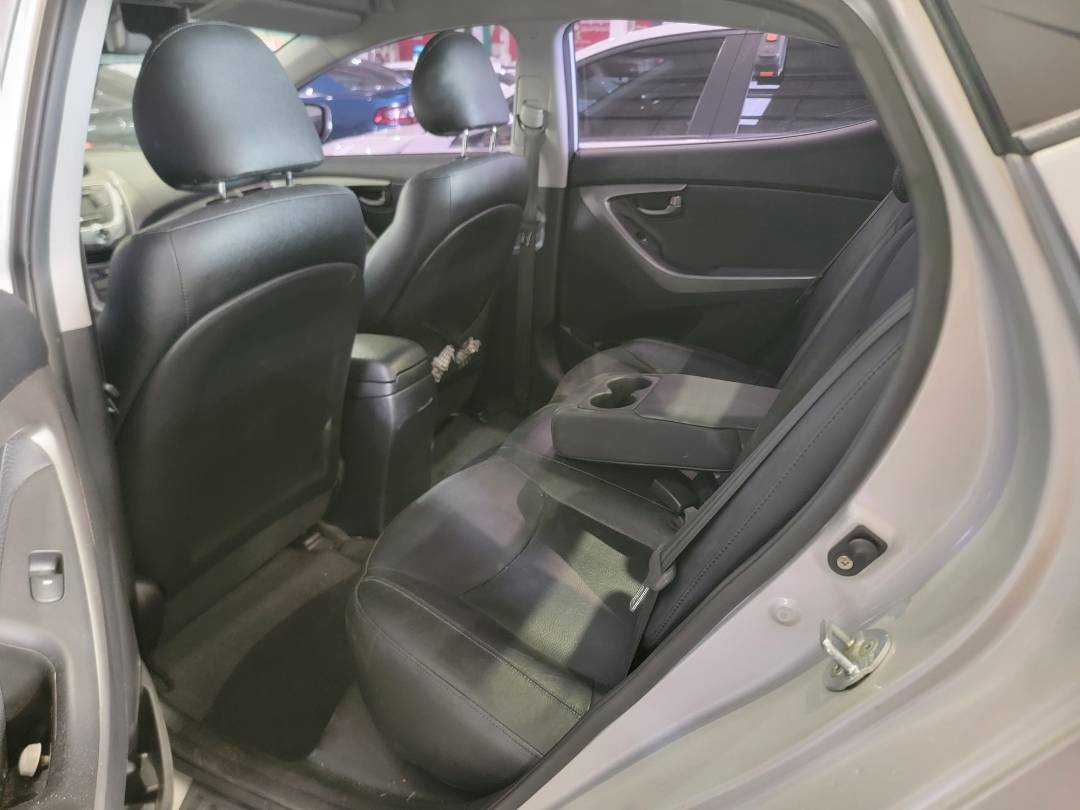 2012 HYUNDAI AVANTE — 167403 KM — Lot DBCU479373 — Main - Marhaba Auctions Used Cars - Image 6