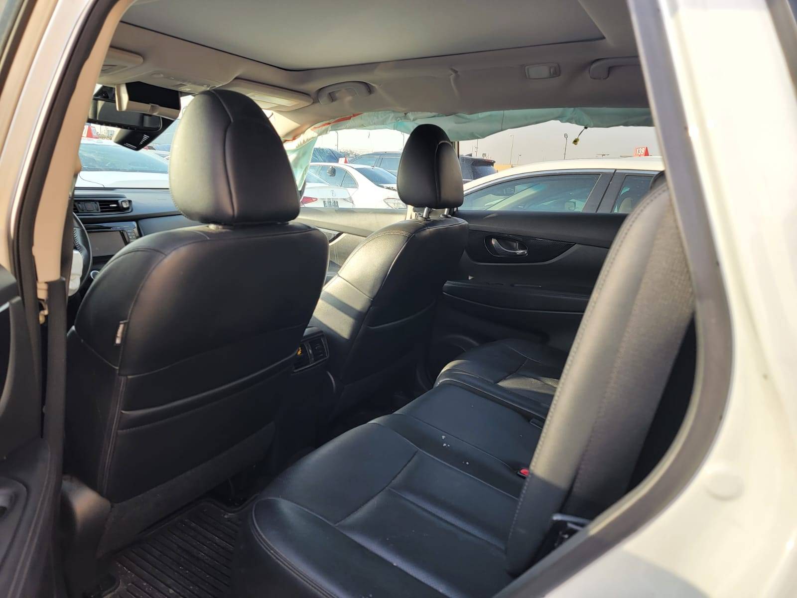 NISSAN ROGUE 2017 - Marhaba Auction Used Cars - Image 10