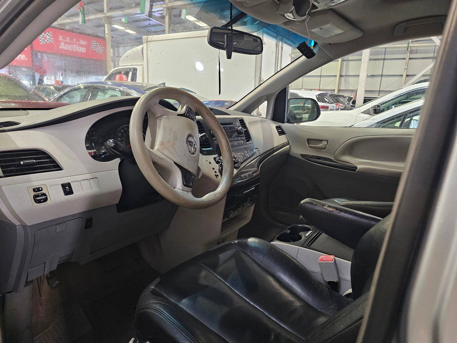TOYOTA SIENNA 2013 - Marhaba Auction Used Cars - Image 8