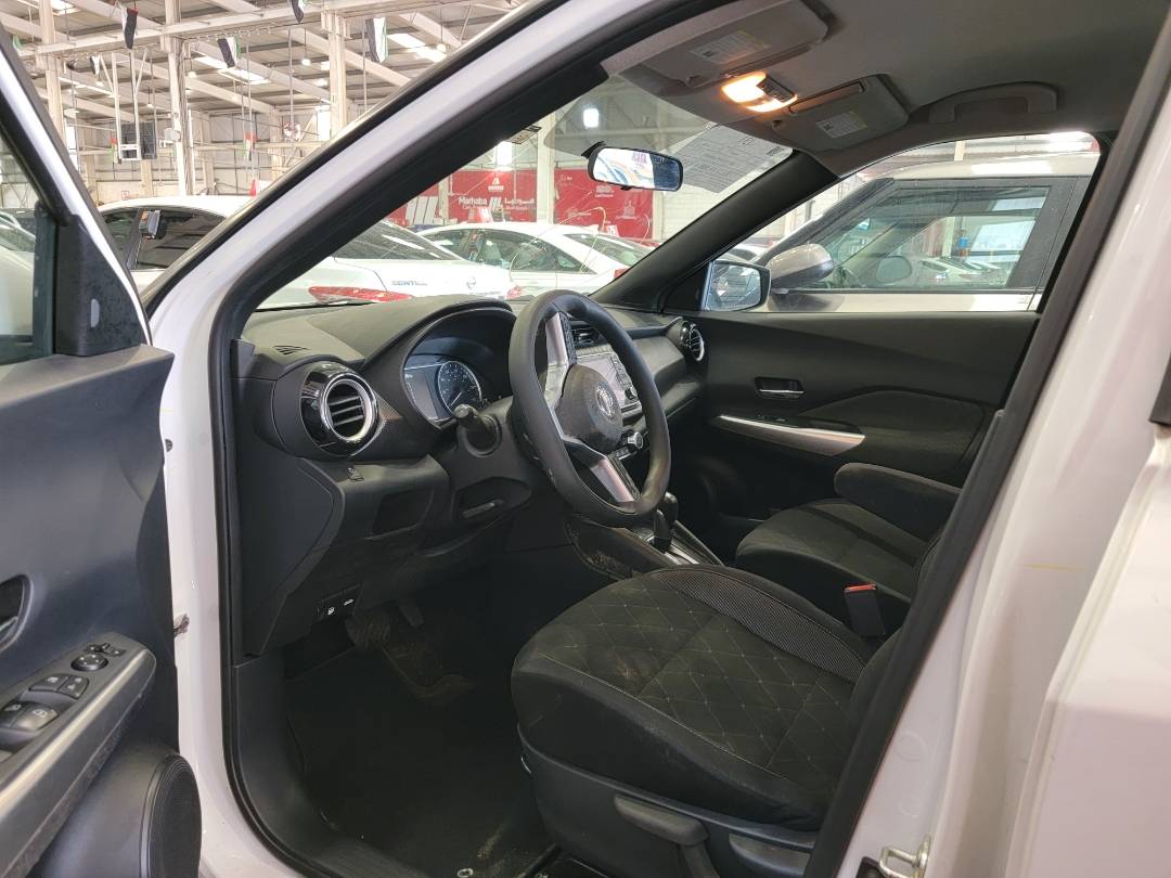 2018 NISSAN KICKS — 57780 Miles — Lot 81149353 — Souq - Marhaba Auctions Used Cars - Image 8