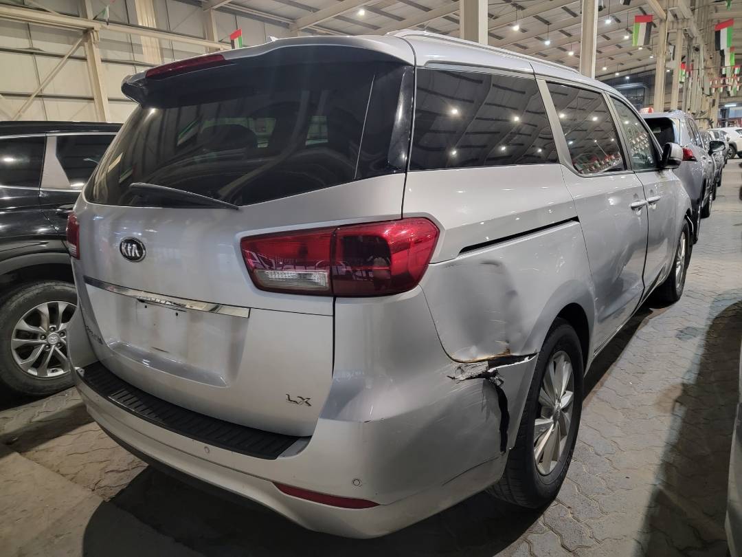 2016 KIA SEDONA — 164035 Miles — Lot 6177838 — Main - Marhaba Auctions Used Cars - Image 4