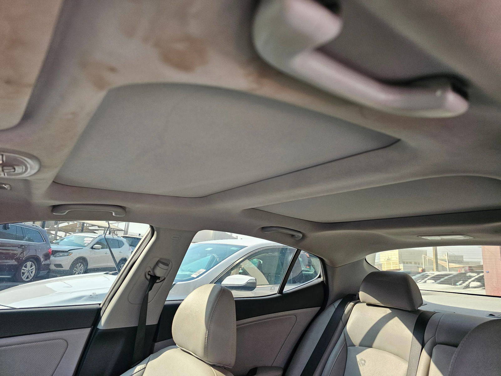 2015 KIA OPTIMA — 189975 Miles — Lot FG496338 — Souq - Marhaba Auctions Used Cars - Image 9