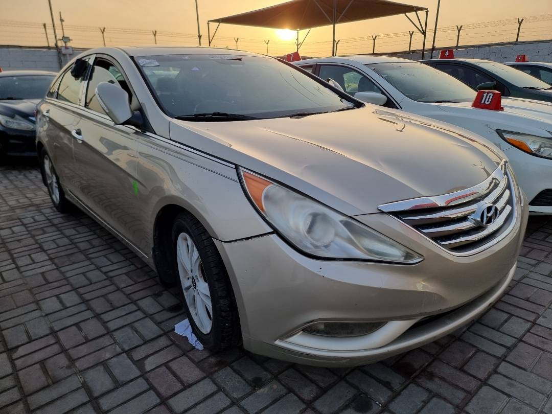 2011 HYUNDAI SONATA — 244426 Miles — Lot 69653 — Ind. 12 - Marhaba Auctions Used Cars - Image 3