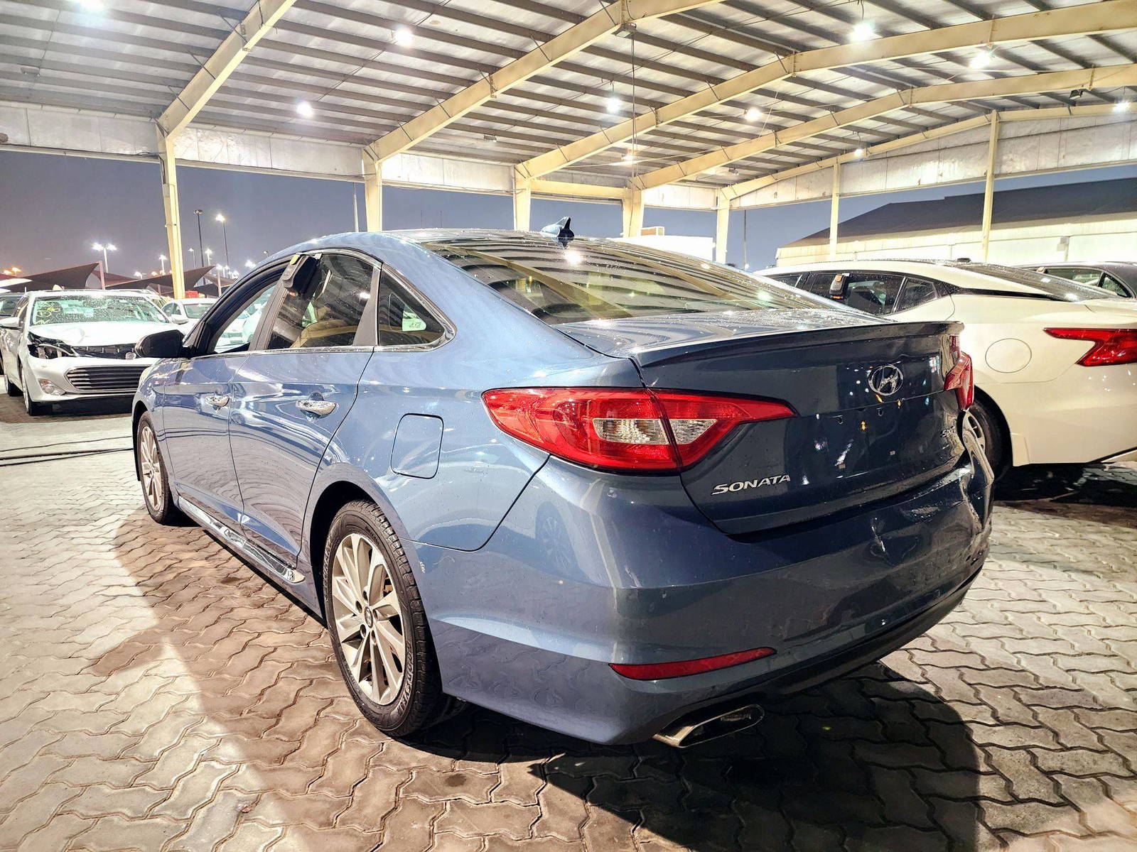 2015 HYUNDAI SONATA — 168949 Miles — Lot 34AF1FH094537 — Souq - Marhaba Auctions Used Cars - Image 5